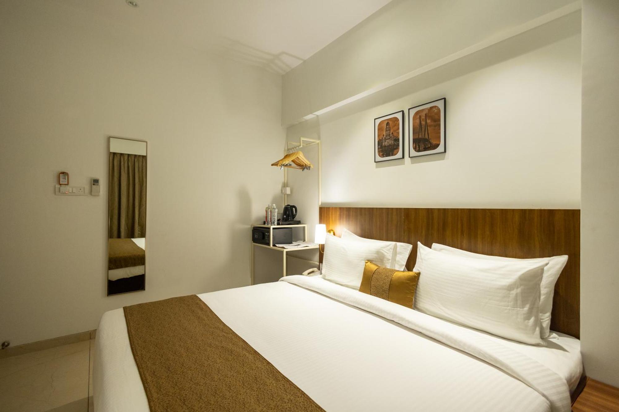 Freesia Residency By Express Inn - Navi Mumbai Exterior foto